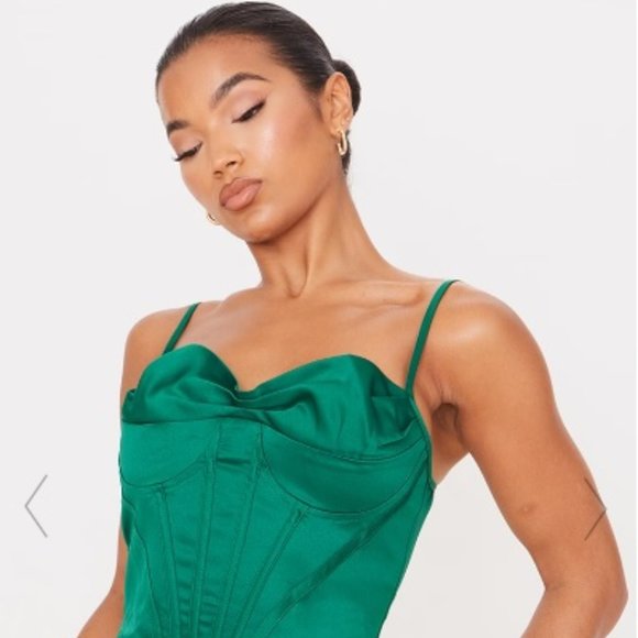 US 6👙PrettyLittleThing Emerald Green Satin Corset Strappy Top - Picture 3 of 9